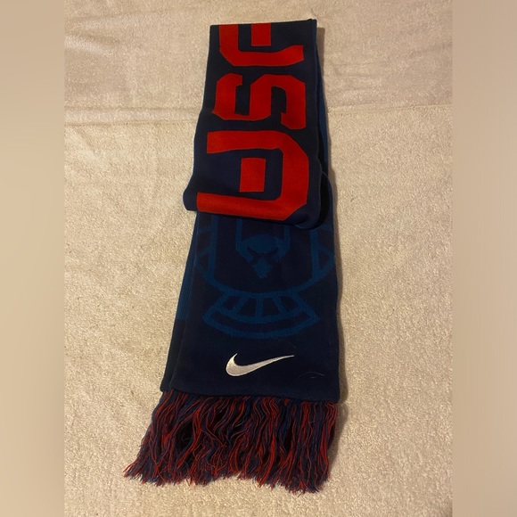Nike United States of America Winter Scarf - Picture 1 of 6